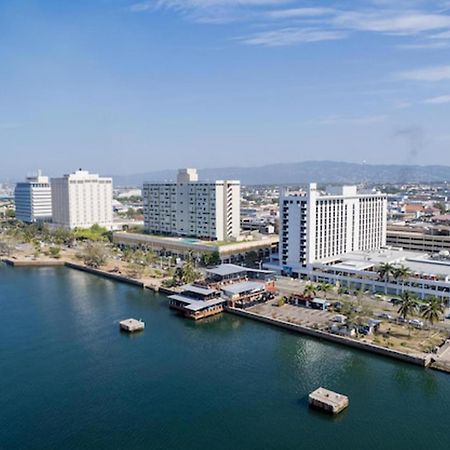 Immaculate 1-Bed Apartment In Kingston 14 ภายนอก รูปภาพ